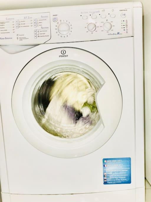 Nowoczesny Apartament Na Pradze Warszawa Exteriör bild
